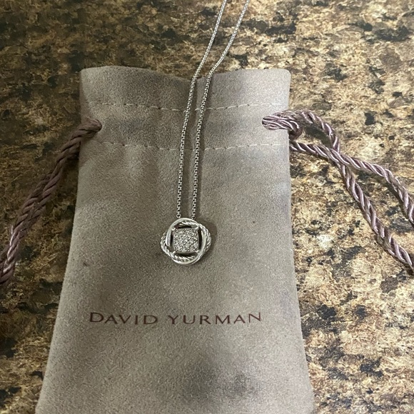 David Yurman Pave diamond Infinity necklace, Fitbit versa 2, jvc Gumy wireless! - Picture 5 of 10